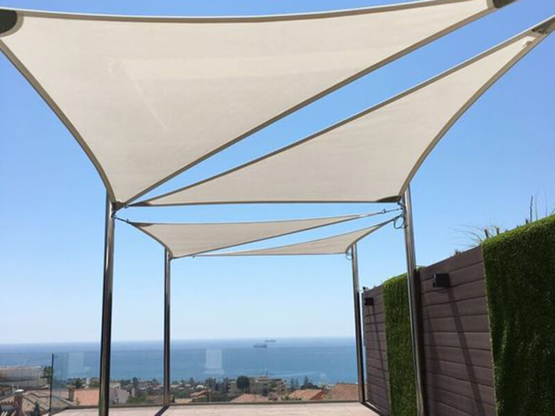 voile ombrage blanc triangle